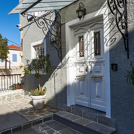 Galaxídhion Galaxidaki 1857 Guesthouse מראה חיצוני תמונה