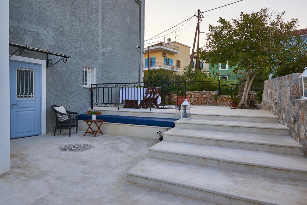 Galaxídhion Galaxidaki 1857 Guesthouse מראה חיצוני תמונה