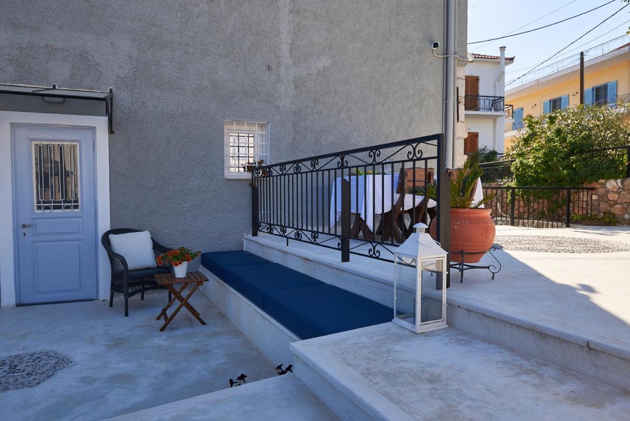 Galaxídhion Galaxidaki 1857 Guesthouse מראה חיצוני תמונה
